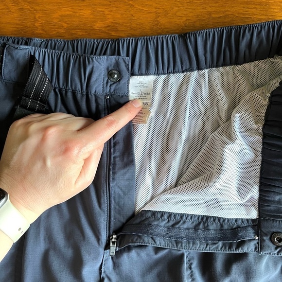 L.L. Bean Lined Cargo Pocket Belted Swim Trunks Men's size large - Picture 7 of 9